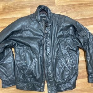 mens size L leather jacket